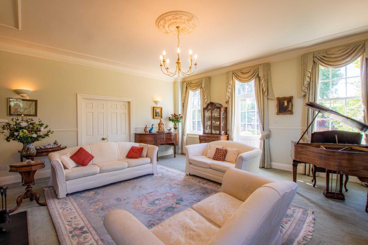 Austons Down Farm B&B Claverdon Buitenkant foto