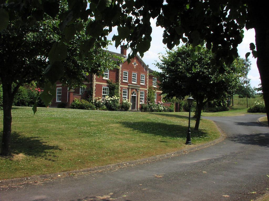 Austons Down Farm B&B Claverdon Buitenkant foto