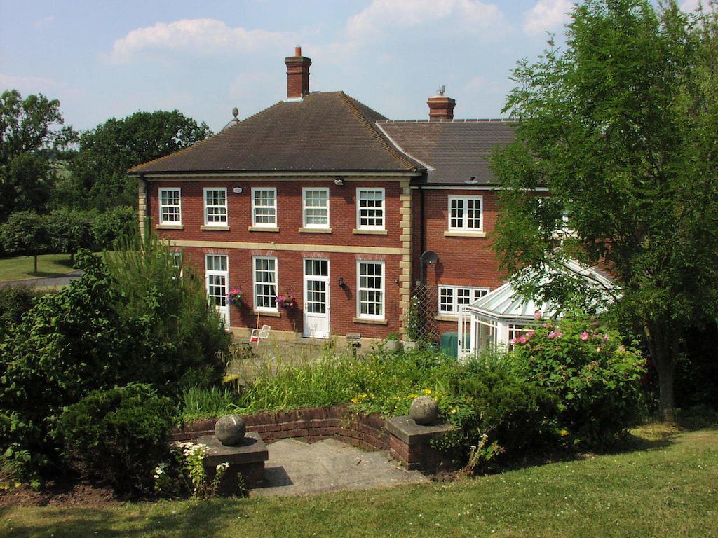 Austons Down Farm B&B Claverdon Buitenkant foto